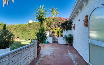 Property slide 28