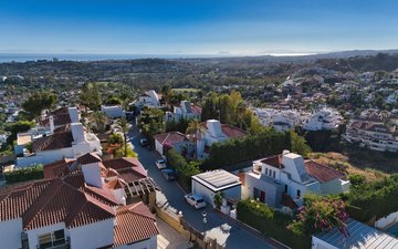 Property slide 33