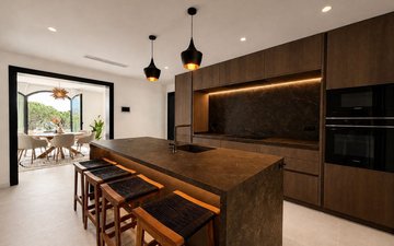 Property slide 21