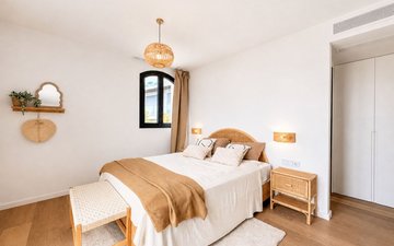 Property slide 39