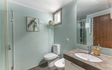 Property slide 38