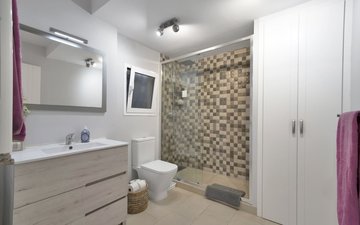 Property slide 62