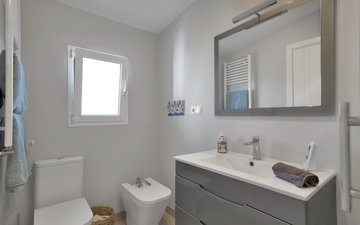 Property slide 64