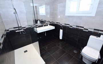 Property slide 20