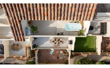 Property slide 19