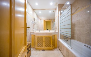 Property slide 24