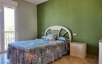 Property slide 40