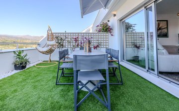 Property slide 17
