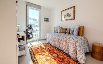 Property slide 18
