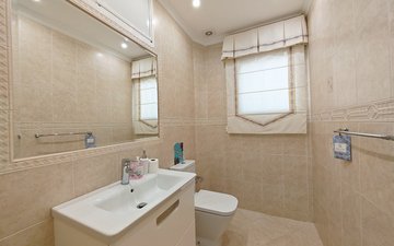 Property slide 17