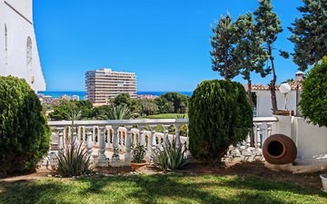 Property slide 24