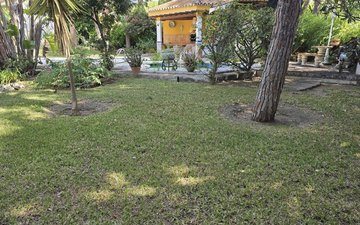 Property slide 18
