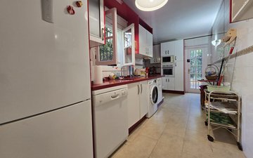 Property slide 25