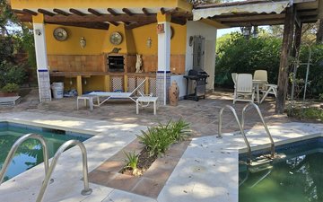Property slide 44