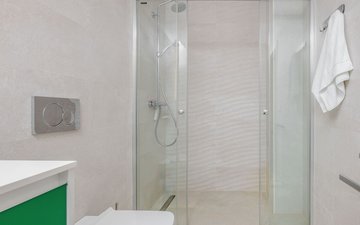 Property slide 22