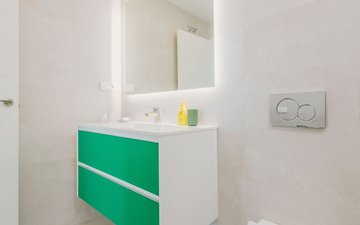 Property slide 25