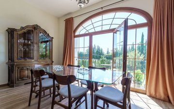Property slide 14