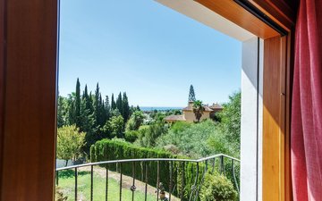 Property slide 29