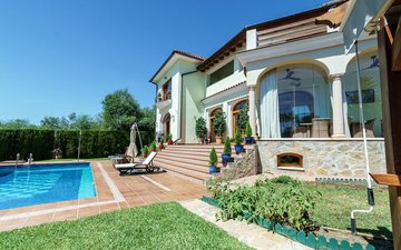 Property slide 34