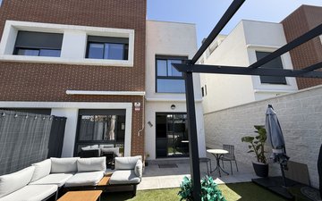 Property slide 23