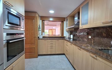 Property slide 10