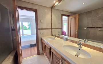 Property slide 21