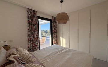 Property slide 20