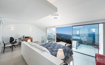 Property slide 31