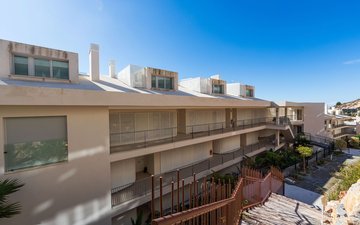 Property slide 70