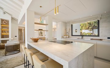 Property slide 31