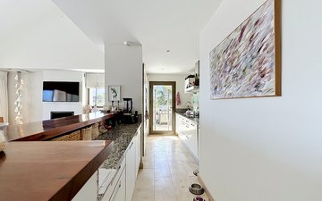 Property slide 14