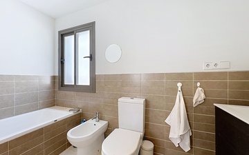 Property slide 25