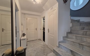 Property slide 21