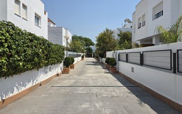 Property slide 50