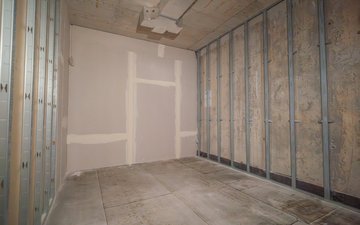 Property slide 31