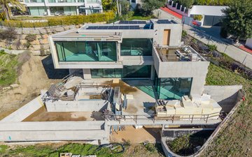 Property slide 46