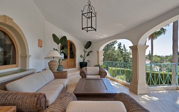 Property slide 18