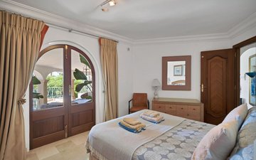 Property slide 31