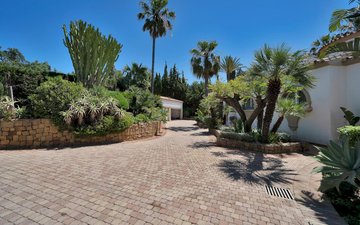 Property slide 39