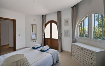 Property slide 45