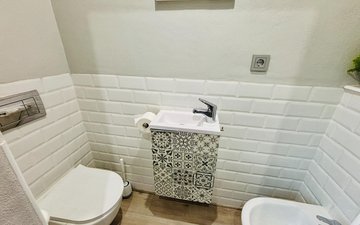 Property slide 34