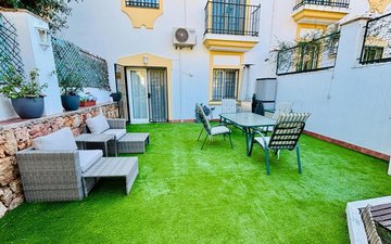 Property slide 40