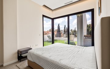 Property slide 15