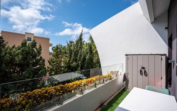 Property slide 33