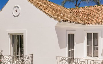 Property slide 38