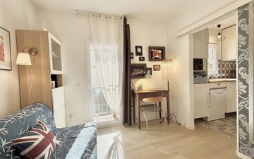 Property slide 17