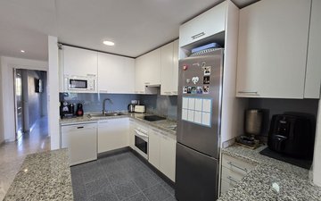 Property slide 25
