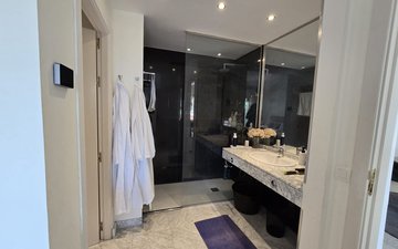 Property slide 31