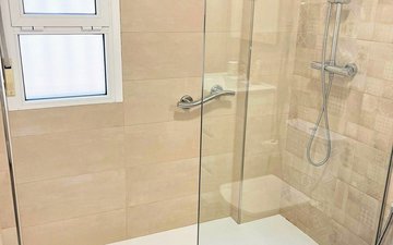 Property slide 18