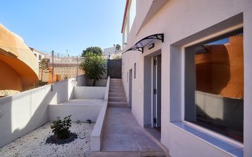 Property slide 50